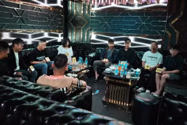 Đột kích bar SKY, phát hiện 16 người dương tính ma tuý