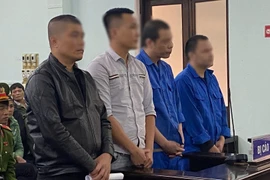 Rủ nhau sử dụng ma tuý, nhóm đối tượng lĩnh hơn 16 năm tù