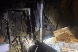 Phá huỷ điểm khai thác vàng trái phép ở Hà Tĩnh