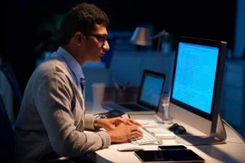 Nghiện công việc gây rạn nứt hạnh phúc gia đình