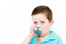 Vì sao trẻ dễ mắc hen suyễn, cách điều trị hiệu quả