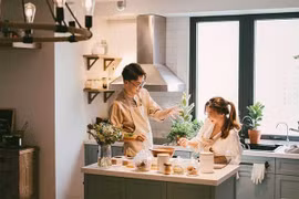 Sống thử trước hôn nhân, văn minh hay không?