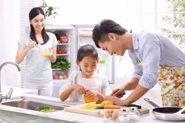 Đừng để mạng xã hội biến bạn thành cha mẹ kiệt sức