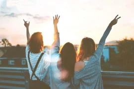 Sòng phẳng tiền bạc để không mất tình bạn