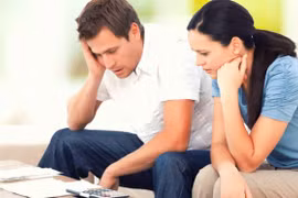 Liệu khó khăn tài chính có làm vợ chồng bớt tình cảm?