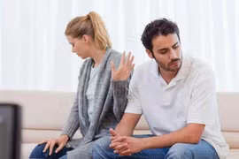 Sự im lặng không phải bình yên mà là dấu hiệu chia xa