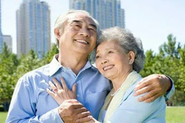 Bí quyết sống chủ động, vui vẻ tuổi 60