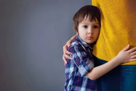 Làm thế nào để trẻ rụt rè trở nên tự tin hơn?