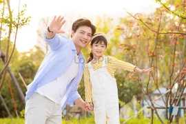 Người cha hiện đại, làm bạn cùng con