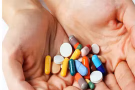 Chữa bệnh qua mạng, coi chừng rước họa