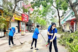 Sau lũ lụt, cảnh giác bệnh tật từ nước bẩn, môi trường ô nhiễm