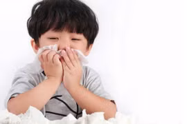 Phòng bệnh hô hấp cho trẻ khi giao mùa