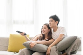 Vợ chồng phai nhạt trong hôn nhân, có nên ở lại?