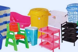 Tác động của hóa chất từ đồ nhựa, mỹ phẩm đến hệ nội tiết