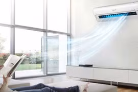 Ngủ phòng điều hòa kín, lưu ý gì tránh hại sức khỏe?