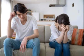 Tha thứ trong hôn nhân không chỉ là lời nói
