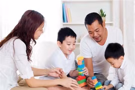 Chỉ 30 phút chơi với con, tương lai con sẽ khác