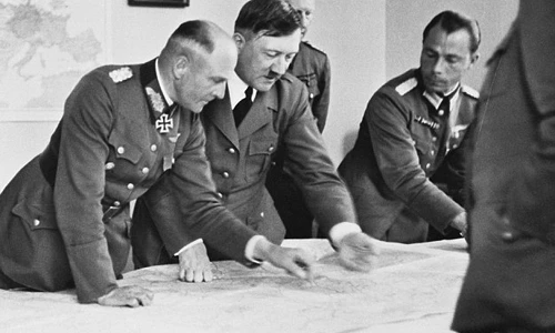 Mổ xẻ kế hoạch hoang tưởng động trời của Hitler