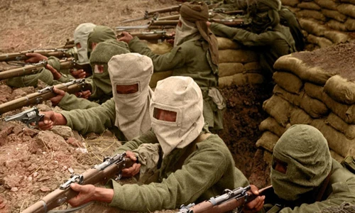 Góc ảnh màu khác lạ binh sĩ trên chiến trường Thế chiến 1