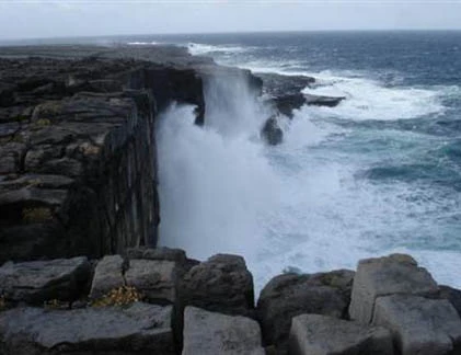 Bí ẩn những tảng đá tự lăn độc nhất hành tinh