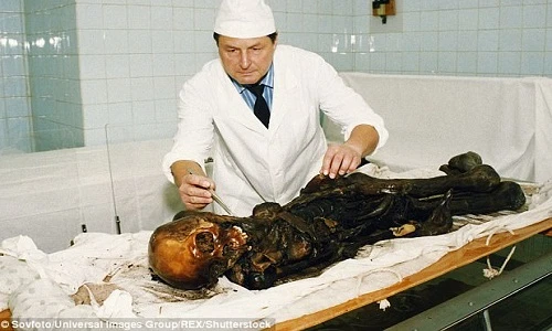 Phát hiện mộ cổ nghi chứa kho báu cực giá trị của hoàng tử Scythia