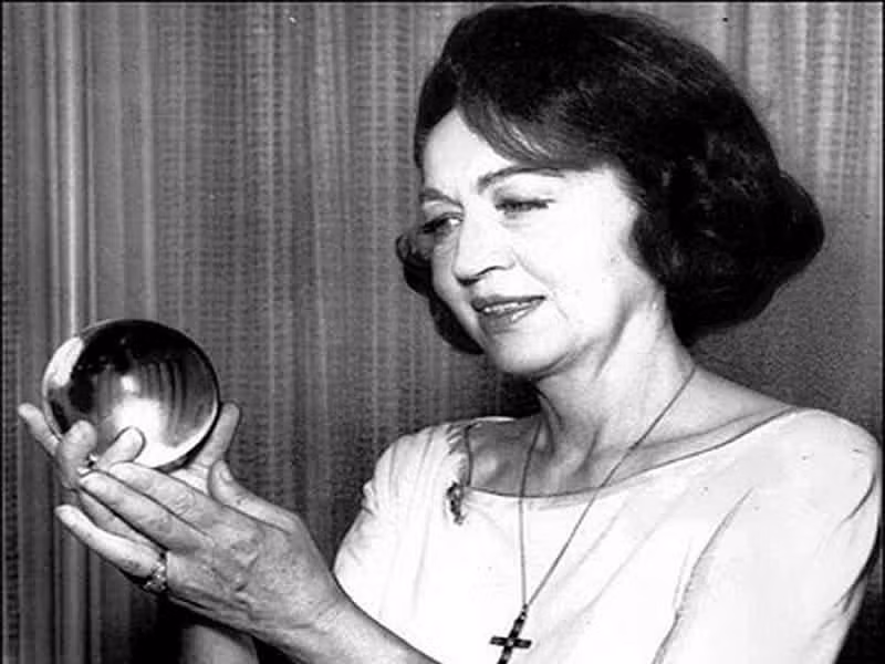 Những nhà tiên tri lừng danh lịch sử, 'nhìn thấu' tương lai