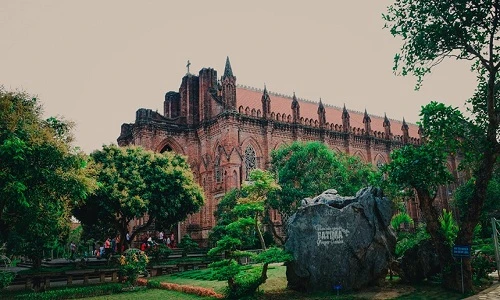 Vẻ đẹp thanh cao, huyền bí của Đan viện Châu Sơn