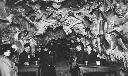 Rụng tim 7 bức hình ám ảnh xuyên thời đại 