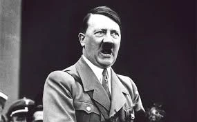 Giật mình lần chết hụt trong gang tấc của Hitler năm 1944