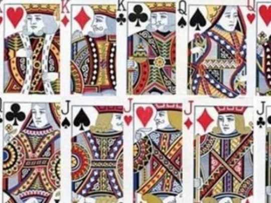 Bí mật đằng sau lá bài J, Q, K trong bộ bài Tây