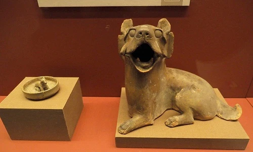 Chiêm ngưỡng cổ vật độc lạ chủ đề chó tại Bảo tàng Trung Quốc