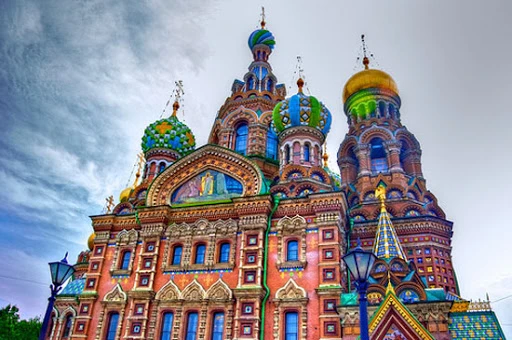 Choáng ngợp trước "Nhà thờ Chúa Cứu thế trên Máu đổ" ở Nga