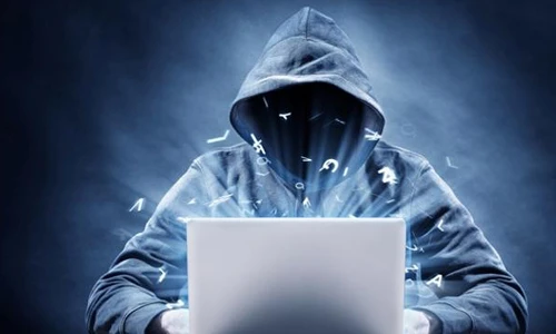 Sự thật khó tin về 5 tin tặc nổi tiếng thế giới