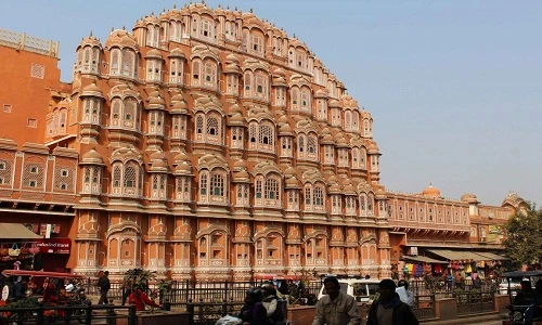 Vẻ đẹp tựa thiên đường của "thành phố hồng" nổi tiếng Ấn Độ