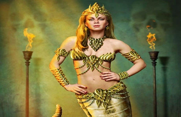 7 “quái nữ” khiến con người hồn xiêu phách lạc