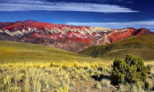 Độc đáo núi cầu vồng tồn tại hàng triệu năm ở các nước