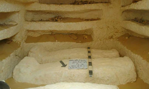 Phát hiện bất ngờ ở ''nghĩa trang khủng'' 2.000 năm tuổi