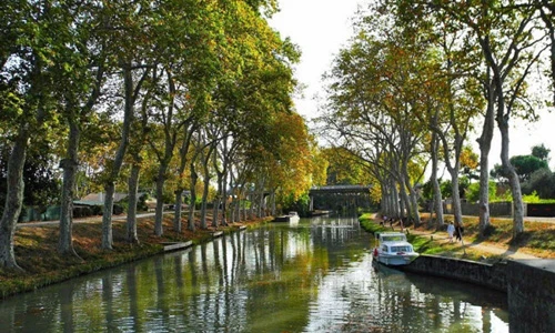 Phong cảnh đẹp “lịm tim” tại kênh đào nối hai đại dương