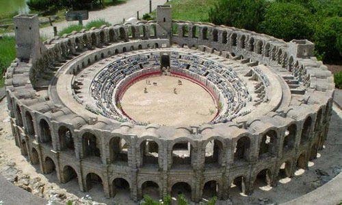 Những đấu trường La Mã tuyệt đẹp trường tồn đến ngày nay