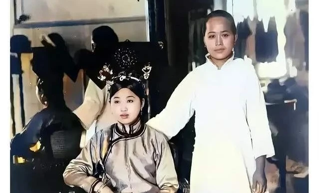 Dùng AI phục dựng cách cách thời nhà Thanh, ngỡ ngàng nhan sắc