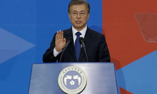 Ảnh độc: Thời trẻ của Tổng thống Hàn Quốc Moon Jae In