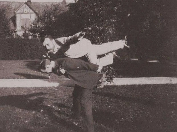 Bộ ảnh cực khác lạ về Sa hoàng cuối cùng của Nga