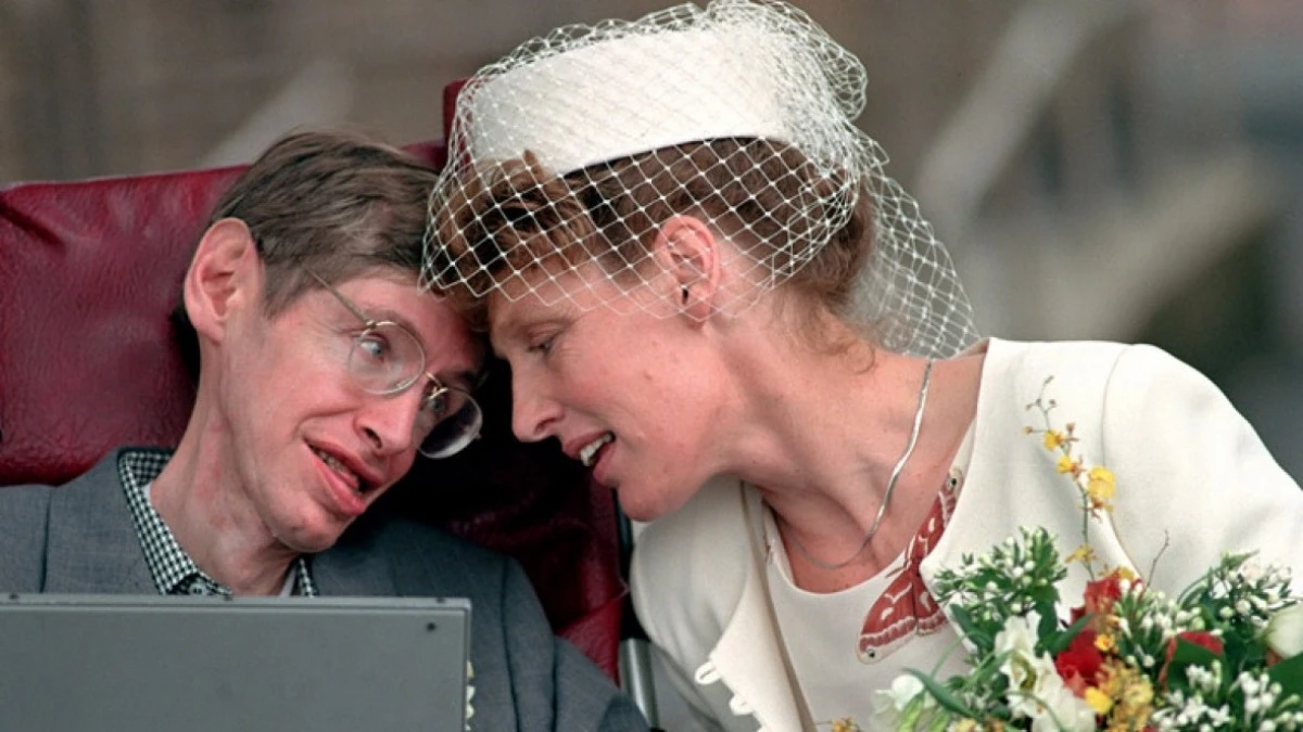 Bật mí chuyện tình của ông hoàng vật lý Stephen Hawking