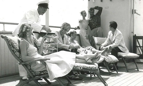 Hình ảnh thú vị trên các tàu du lịch thế kỷ 19