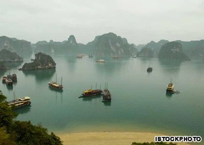 Vịnh Hạ Long lọt top 50 kỳ quan thiên nhiên TG