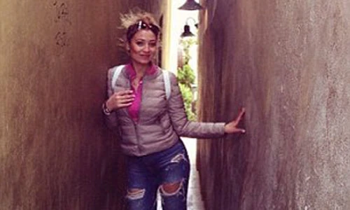 Khám phá thú vị con phố siêu hẹp 50 cm độc nhất thế giới 