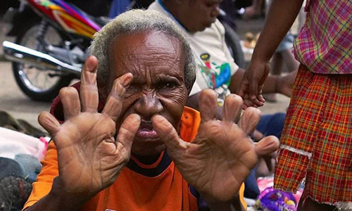 Rùng mình 5 nghi lễ kinh dị nhất thế giới