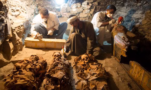 Kho báu giá trị trong mộ cổ Ai Cập 3.500 tuổi