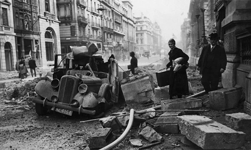 Ảnh cực độc: Hitler ném bom dữ dội Anh 1940 - 1941