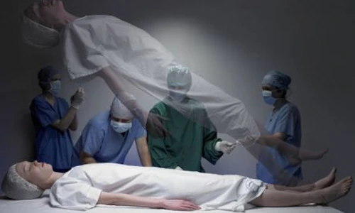 Trải nghiệm rùng mình của những “người trở về từ cõi chết” 